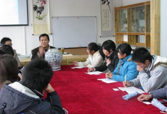 培训与交流活动现场